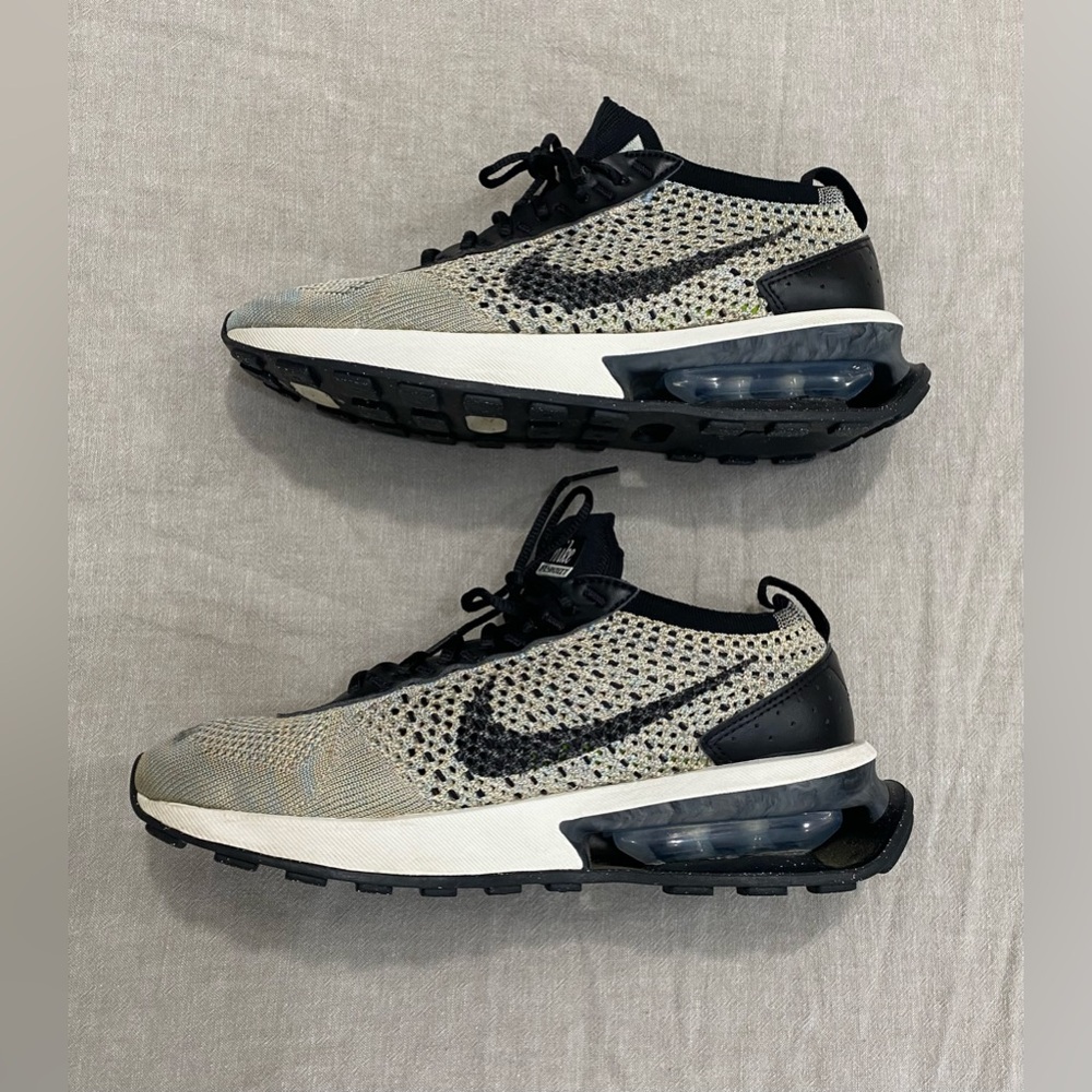 Nike Nike Air Max FlyKnit Racer Women's Sz 6 Black/Beige Running Shoes